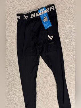 Bauer Youth Large hockey Compression pants